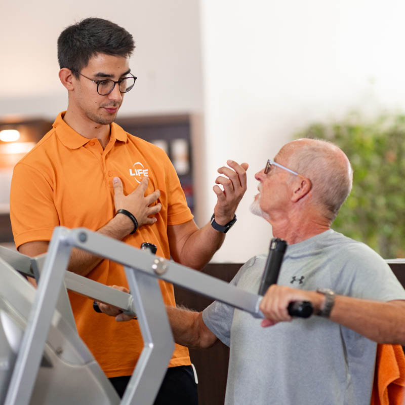 Sparen Sie 10 % auf die 10er Fitnesskarte im Life – jetzt für nur 189 € statt 210 €! Sparen Sie 10 % auf die 10er Fitnesskarte im Life – jetzt für nur 189 € statt 210 €!